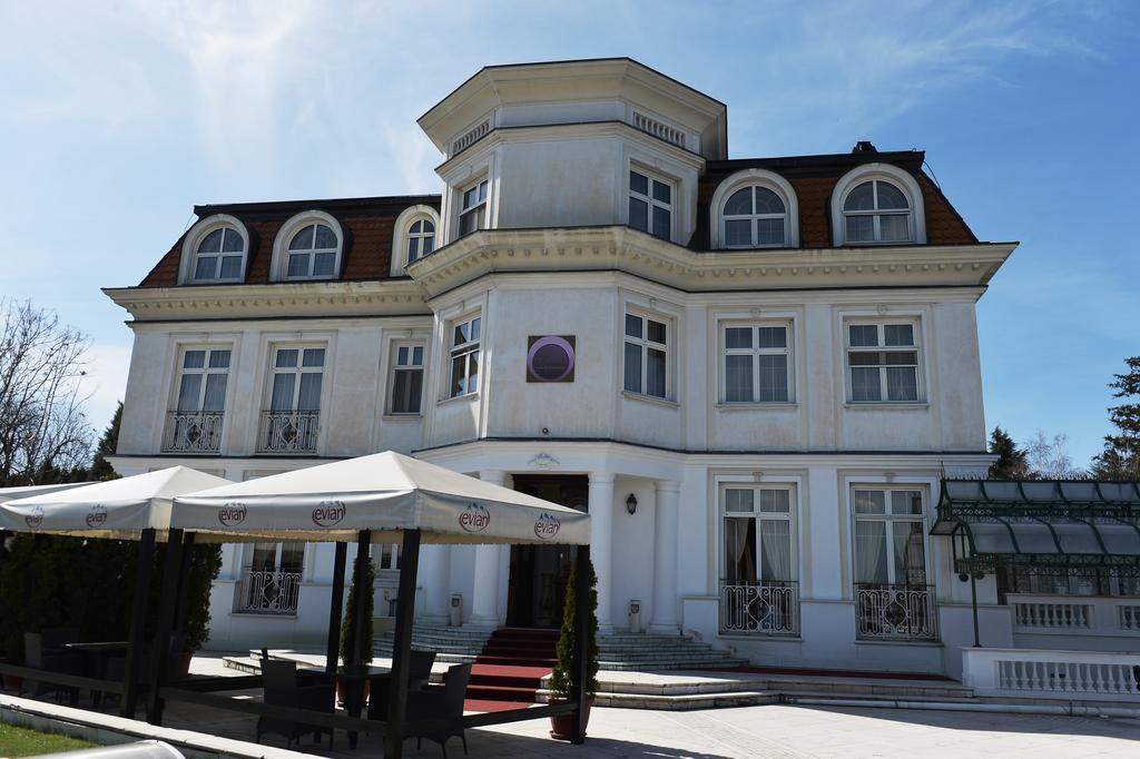 Villa Jelena เบลเกรด ภายนอก รูปภาพ