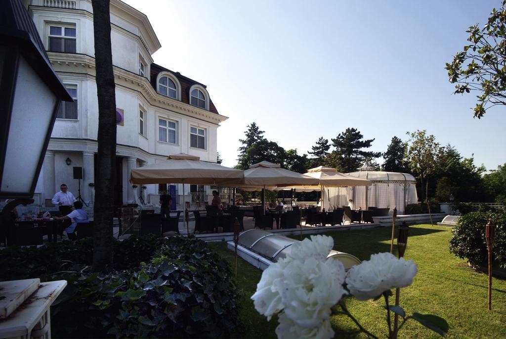 Villa Jelena เบลเกรด ภายนอก รูปภาพ